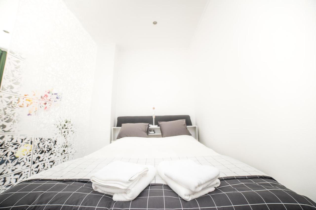City Centre Hidden Gem! Apartment For Up To 3 People Bruxelles Eksteriør billede